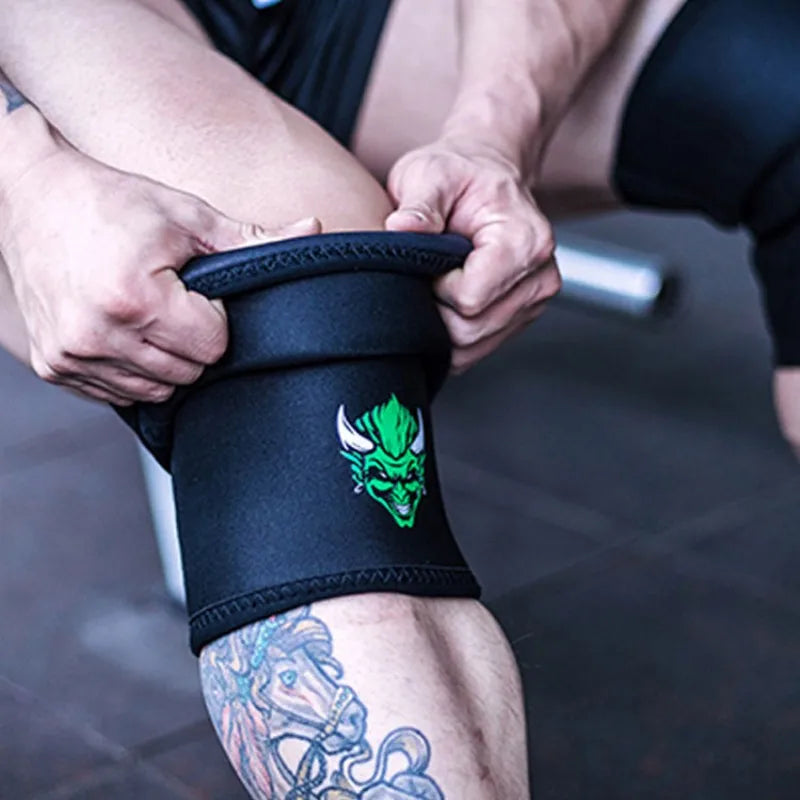 VIctorious Demon Knee Sleeves 7mm (1 Pair) Compression Knee Braces
