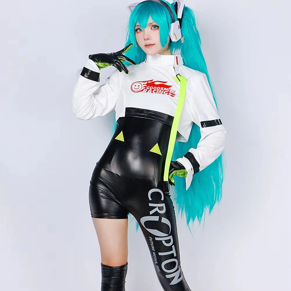 Victorious Miku Racing Cosplay