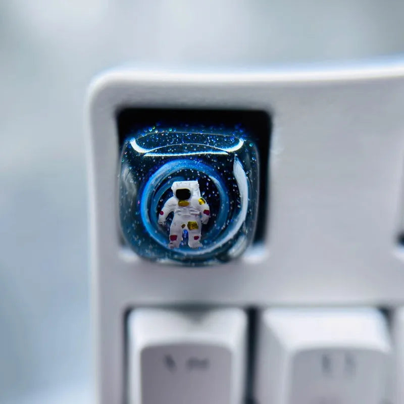 Victorious Star Astronauts Keycaps Resin Keyboard Cap DOM Profile Cartoon