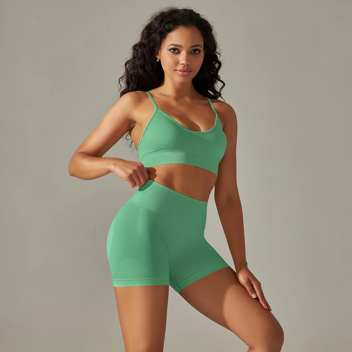 Victorious Ebon Force Seamless Sports Set