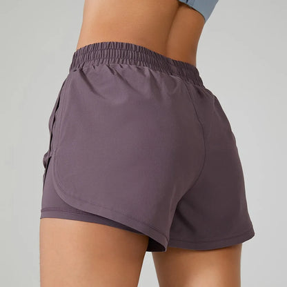 Victorious Endure Layered Shorts / 2 in 1 Sports