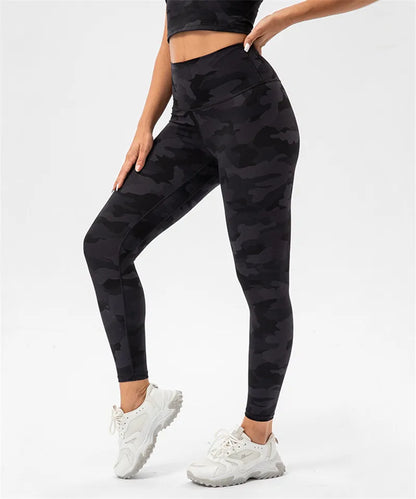 Ellie Winter Camo Leggings XXIV