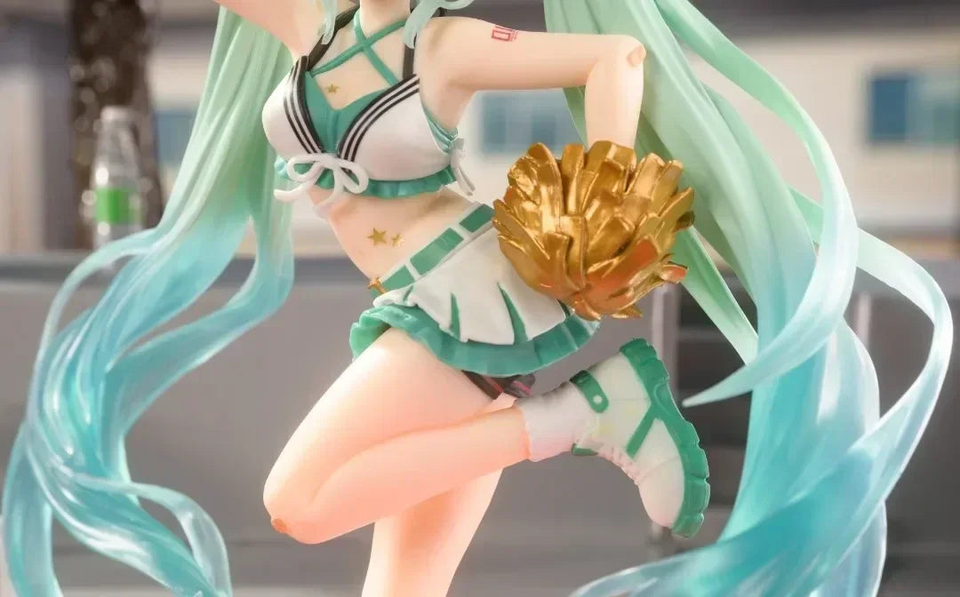 18CM Original TAITO 18cm Hatsune Miku Figure