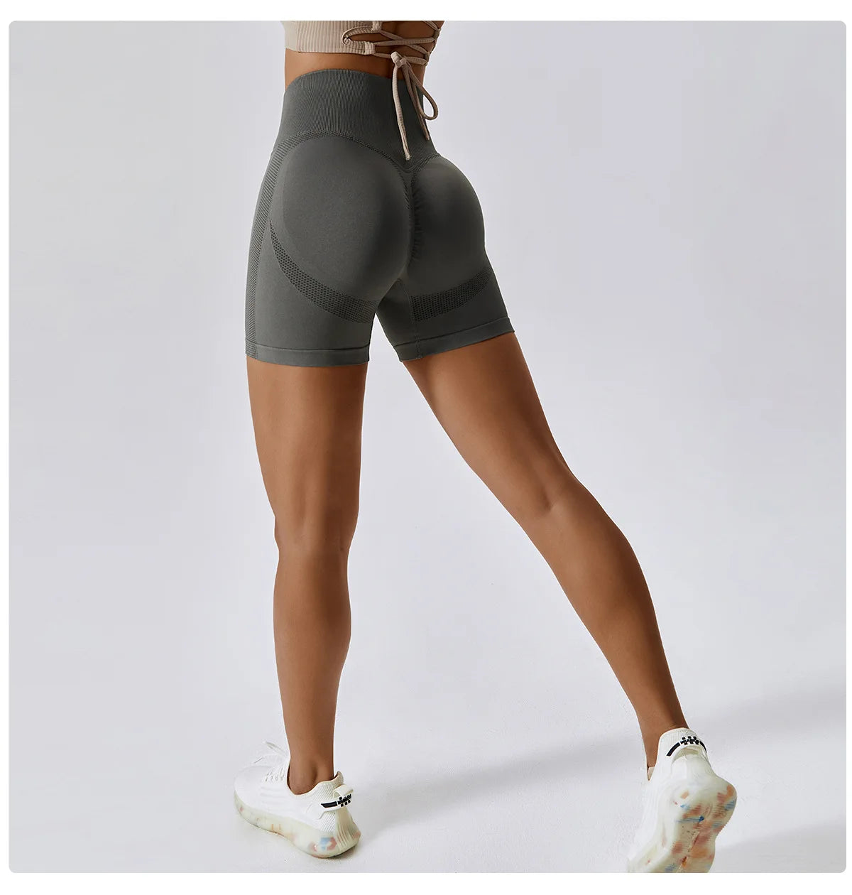 Victorious Strength Seamless High-waits Contour Shorts