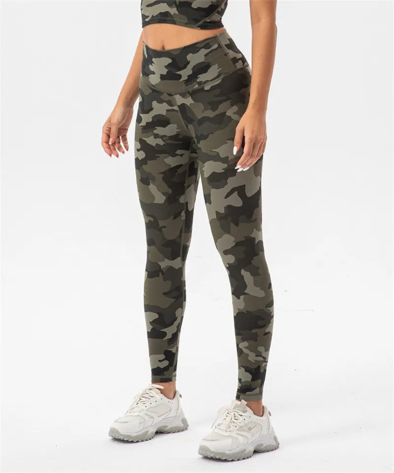 Ellie Winter Camo Leggings XXIV