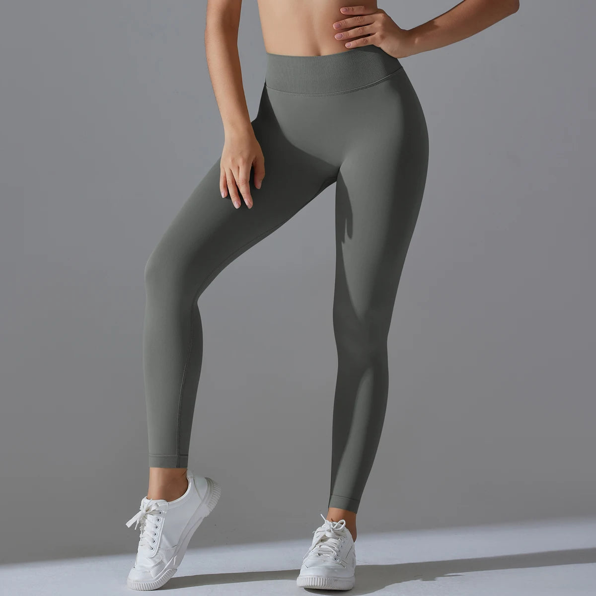 Victorious Lunar Veil Sport Leggings