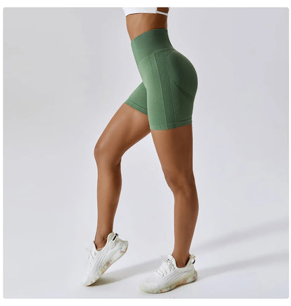 Victorious Strength Seamless High-waits Contour Shorts