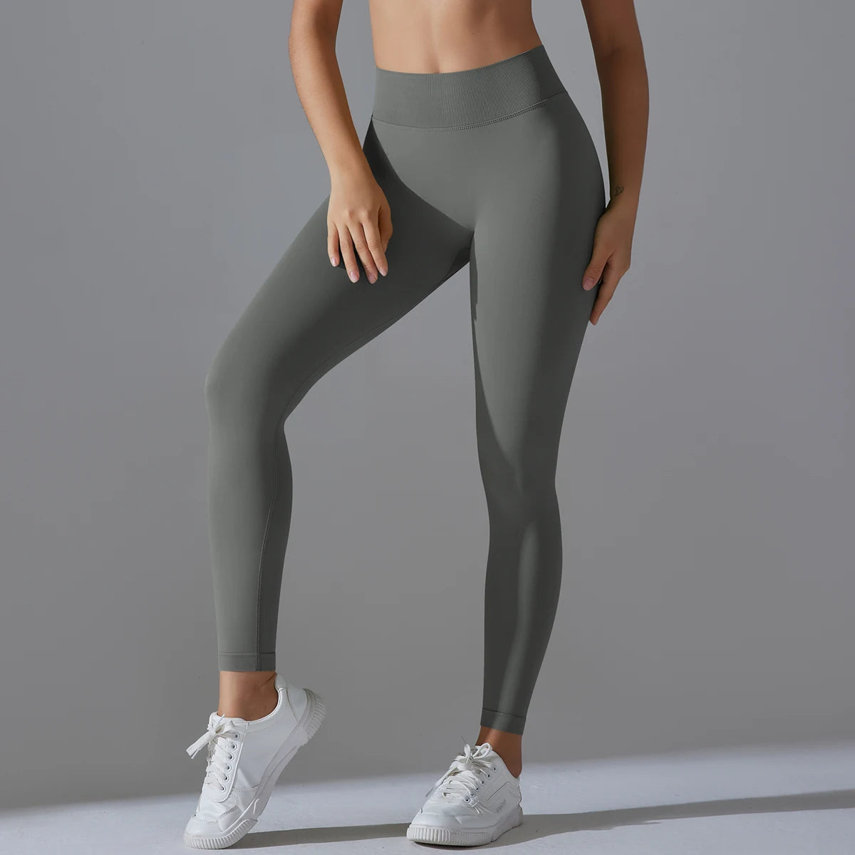 Victorious Lunar Veil Sport Leggings