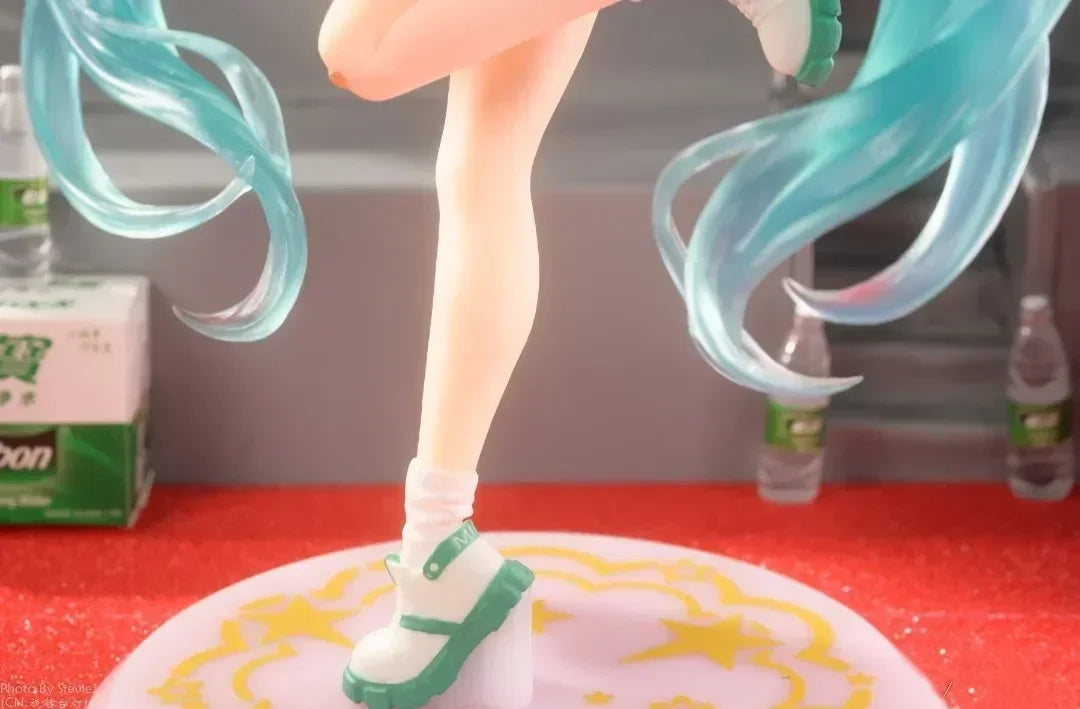 18CM Original TAITO 18cm Hatsune Miku Figure