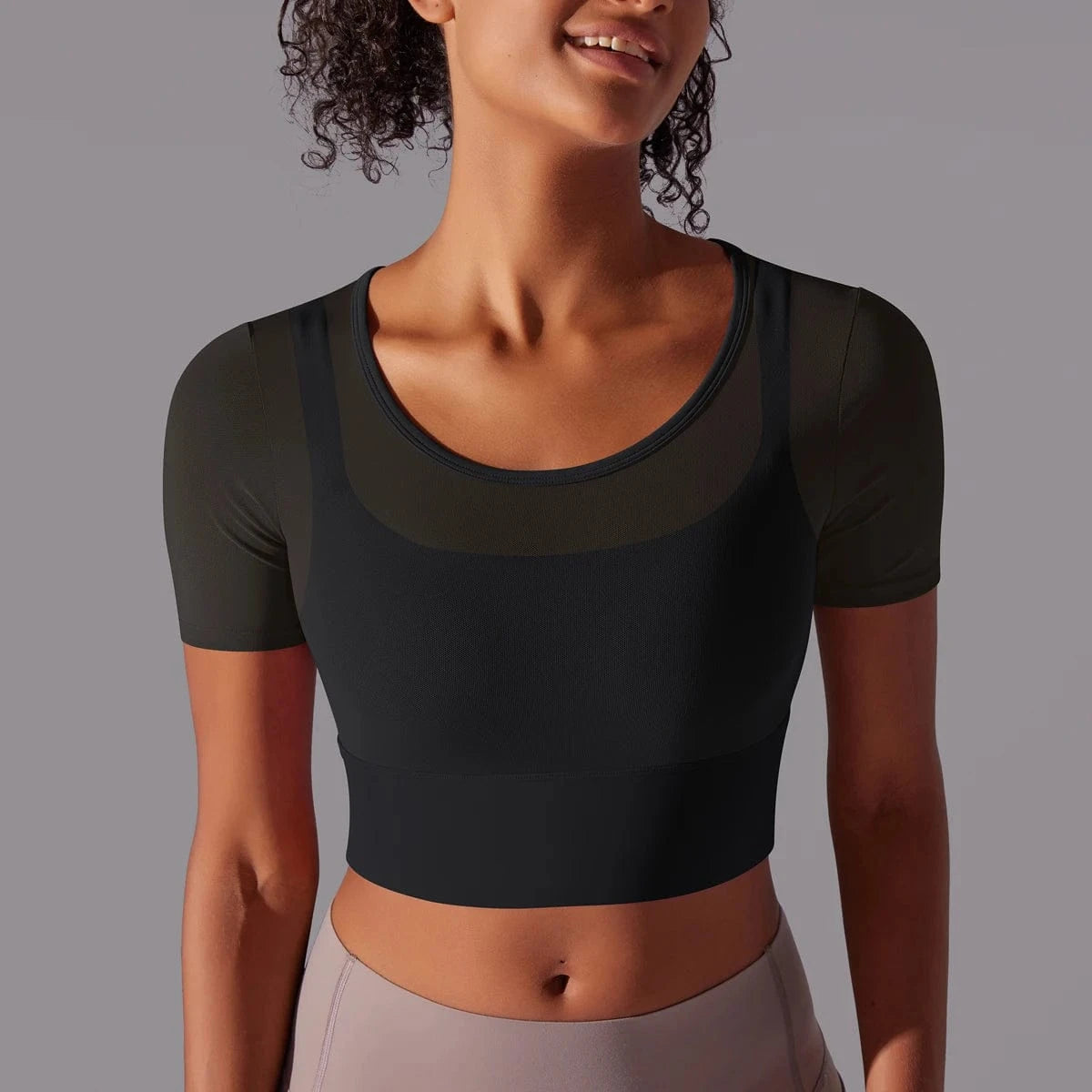 Black / S Victorious ExoShape Sports Top