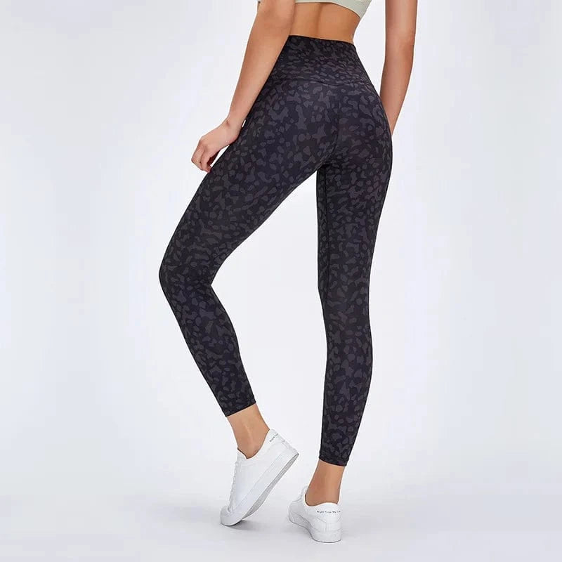 Camo Leggings Women Sportswear/ High Waisted / Naked-feeling/ Victorious Wilderness Run