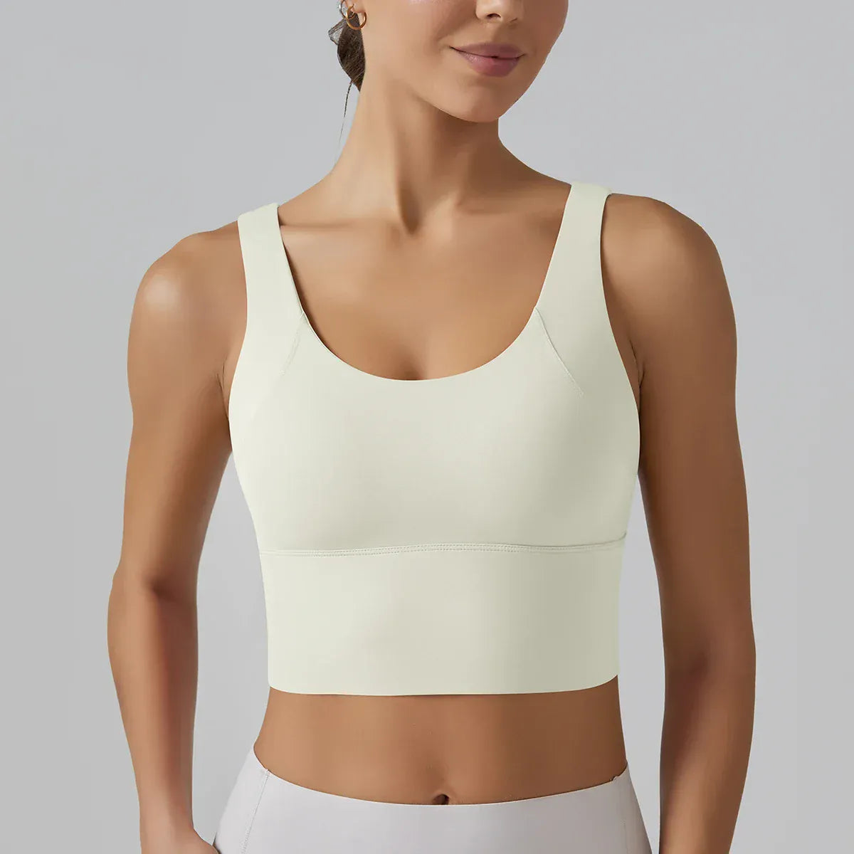 Light Ivory / S Victorious Cascade Trail V-Back Sports Bra