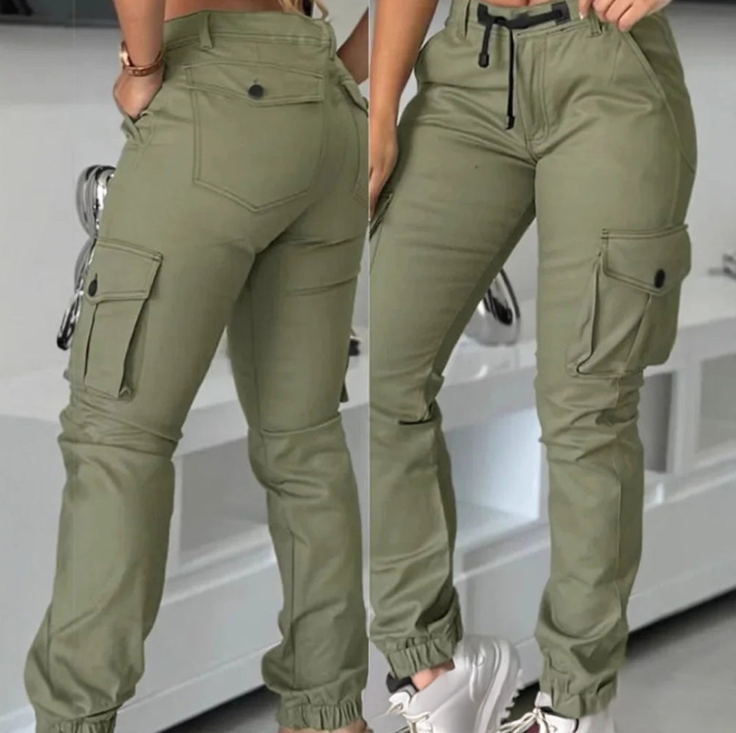 Women High Waist Multiple Pockets Design/ Cuffed Cargo Pants Slim Fit (Victorious NovaForge)