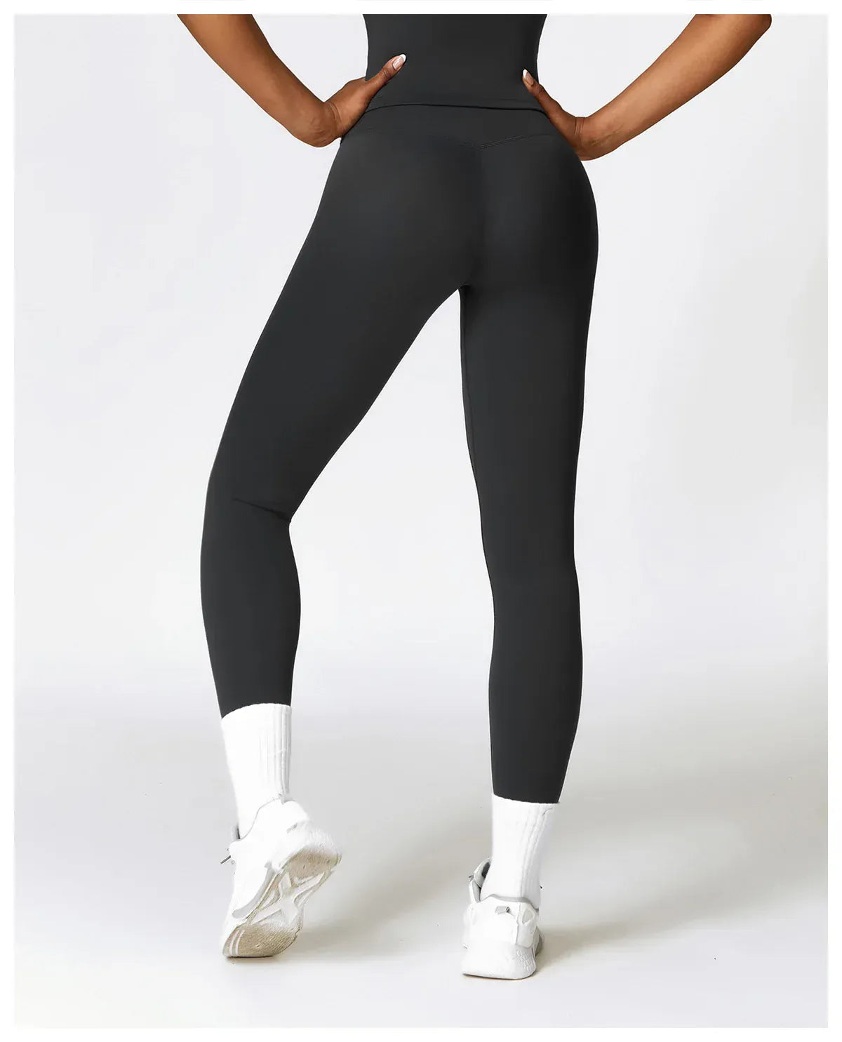 Women Seamless Gym Leggings/ High Intensity Training Leggings/ Flattering (MoonFit)