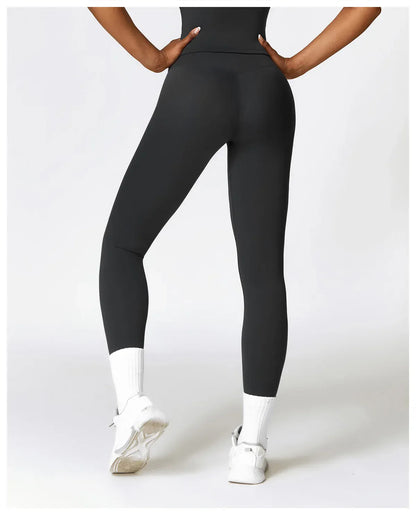 Women Seamless Gym Leggings/ High Intensity Training Leggings/ Flattering (MoonFit)